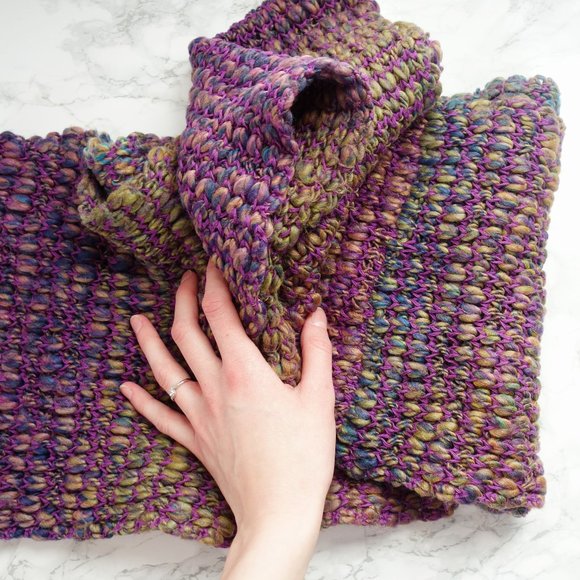 ✨2 for 10$✨ Simons Multicolored Infinity Scarf - Picture 1 of 4